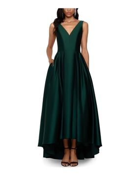 Sleeveless V-Neck Emerald Green Evening Dress